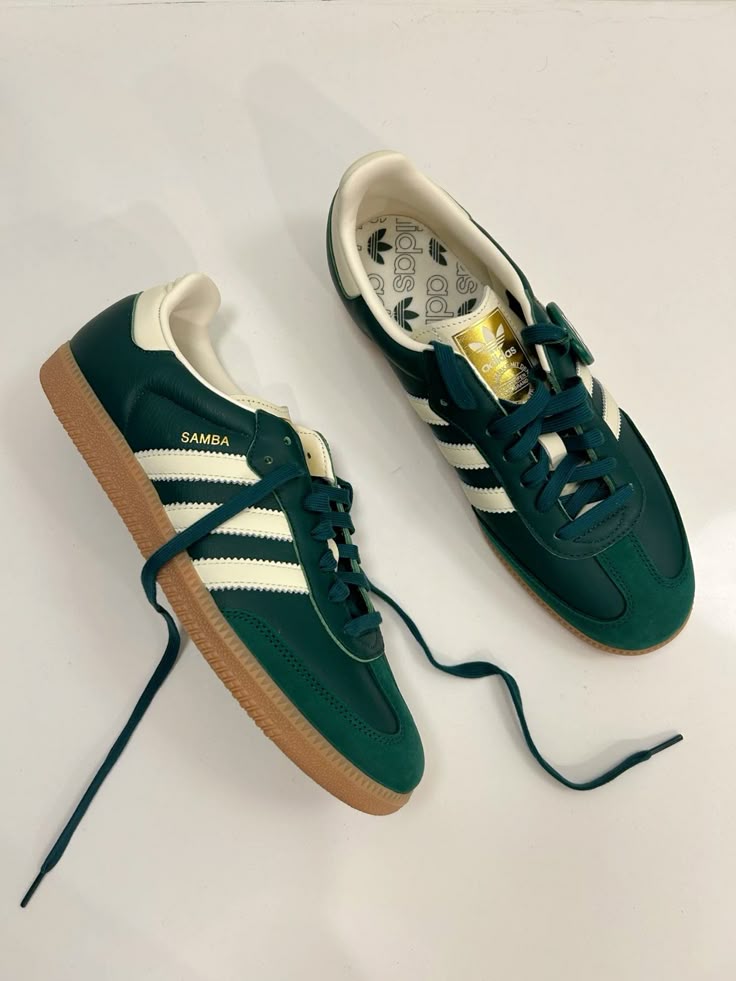 TENIS ADIDAS SAMBA VERDE DAMA - Imagen 3